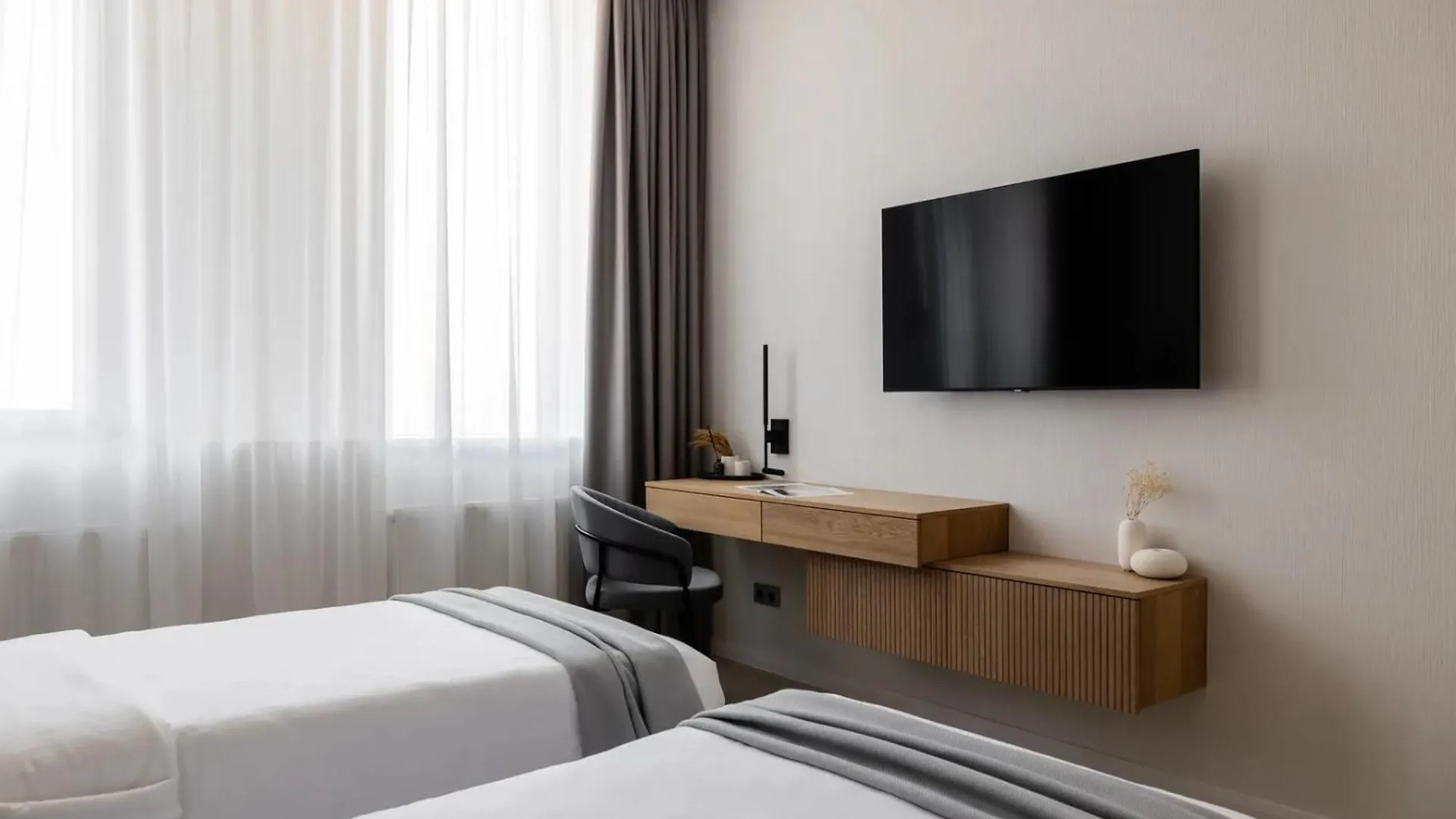 Отель Filismina Apartments Брюссель Бельгия