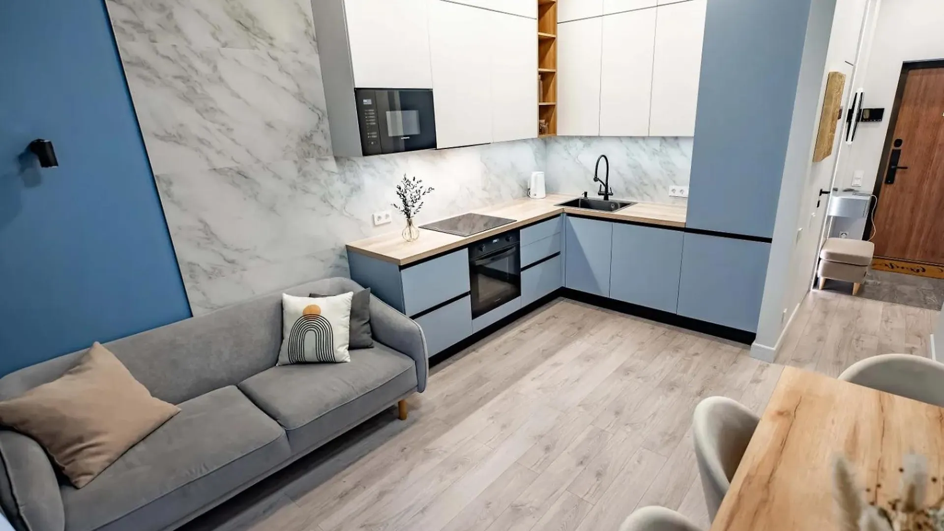 Filismina Apartments Брюссель Отель